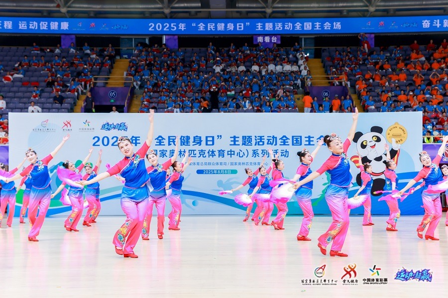 伤停补时第4分钟，恩佐·费尔南德斯为切尔西扳平比分。 🩵 1-1 🔵 来源：曼城官方推特